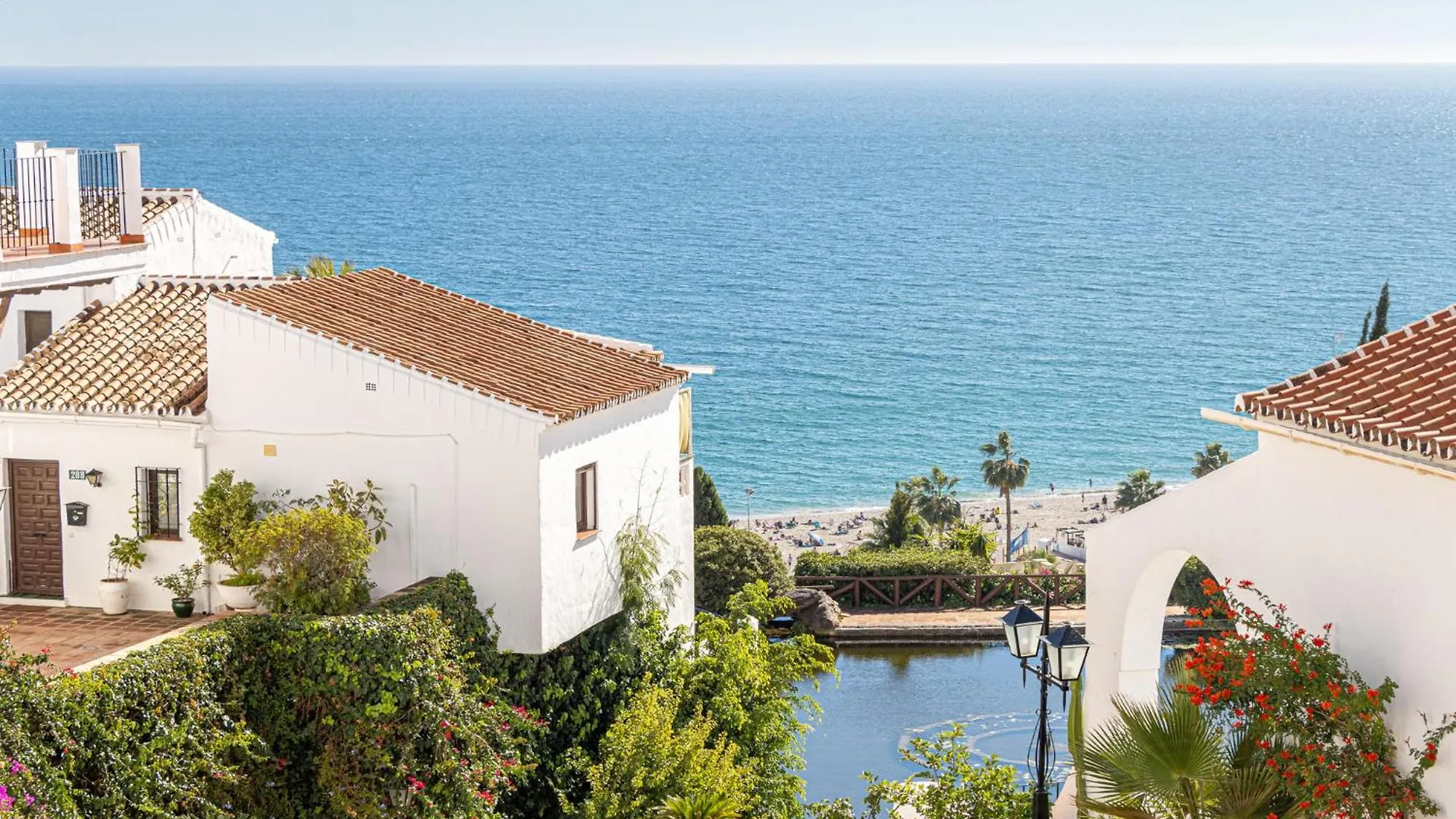Apartment Capistrano Playa, 2 Bedroom & Free Wi-Fi Nerja Spain